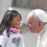 papaUdienzaPiazzaSanPietro2mag2018_02052018_0529-755x491-1